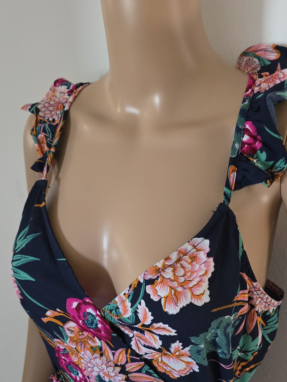 Pink Lily Wrap Dress Size Small - Picture 3 of 9